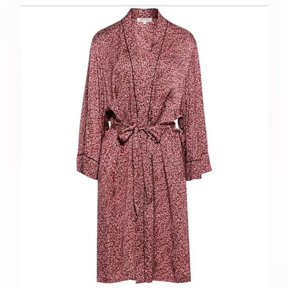 LOVE Stories Pink Silk Robe and Nightgown set
